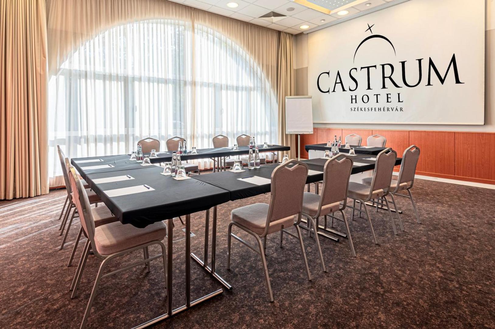 Castrum Hotel Székesfehérvár Kültér fotó